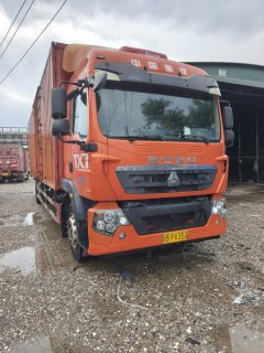 Sinotruk HOWO TX7 290 hp 4X2 9.52 m - фото 2