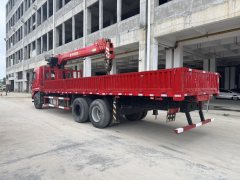 Dongfeng Huashen T5 270 hp 8X4 8.4 m - фото 5