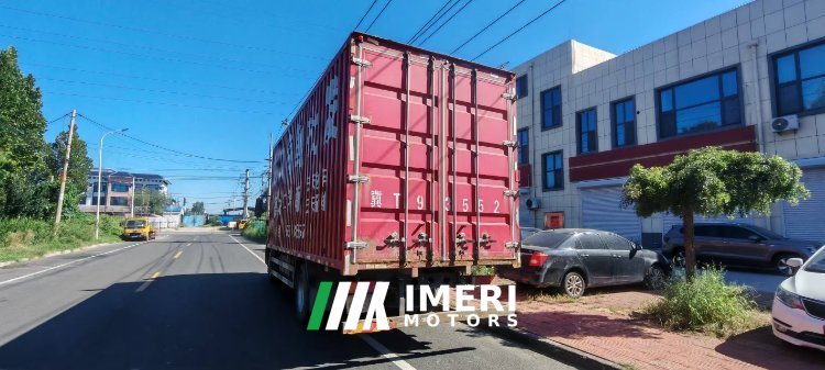 Dongfeng Tianjin KR 240 hp 6X2 6.8 m - грузовик из Китая
