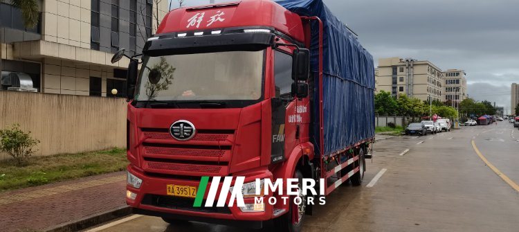 2024 FAW Jiefang J6L 240 hp 4X2 6.8 m