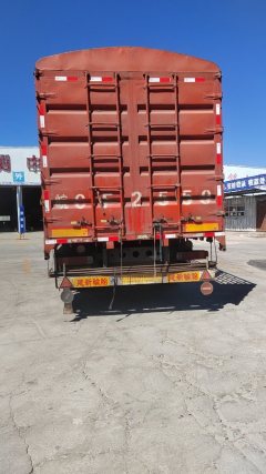 Sinotruk HOWO TX7 290 hp 4X2 6.8 m - фото 5