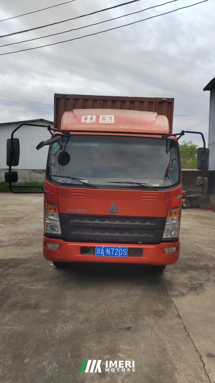 SINOTRUK HOWO Light Duty Truck Hanjiang 129 hp 4X2 4.15 m - грузовик из Китая