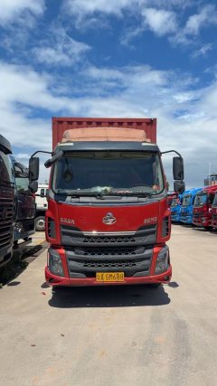 Dongfeng Liuzhou Chenglong M3 200 hp 4X2 7.7 m - фото 4