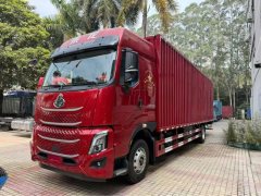 Dongfeng Liuzhou Chenglong H7pro 338 hp 4X2 - фото 1