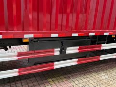 Dongfeng Liuzhou Chenglong H7pro 338 hp 4X2 - фото 10