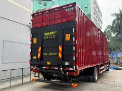 Dongfeng Liuzhou Chenglong H7pro 338 hp 4X2 - фото 8