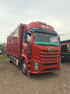 FAW Jiefang J6G 280 hp 4X2 6.75 m - фото 3