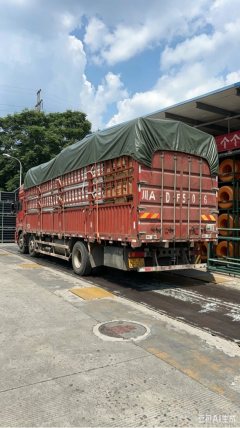 Dongfeng Tianlong VL 292 hp 6X2 9.6 m - фото 2