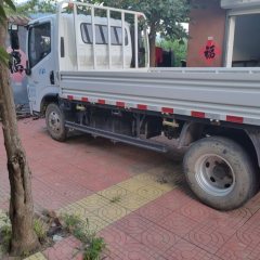SAIC Yuejin X300 130 hp 4X2 4.15 m - фото 1