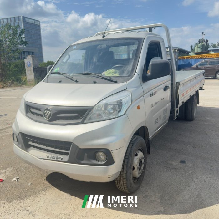 Foton V2 122 hp 4X2 3.3 m - грузовик из Китая