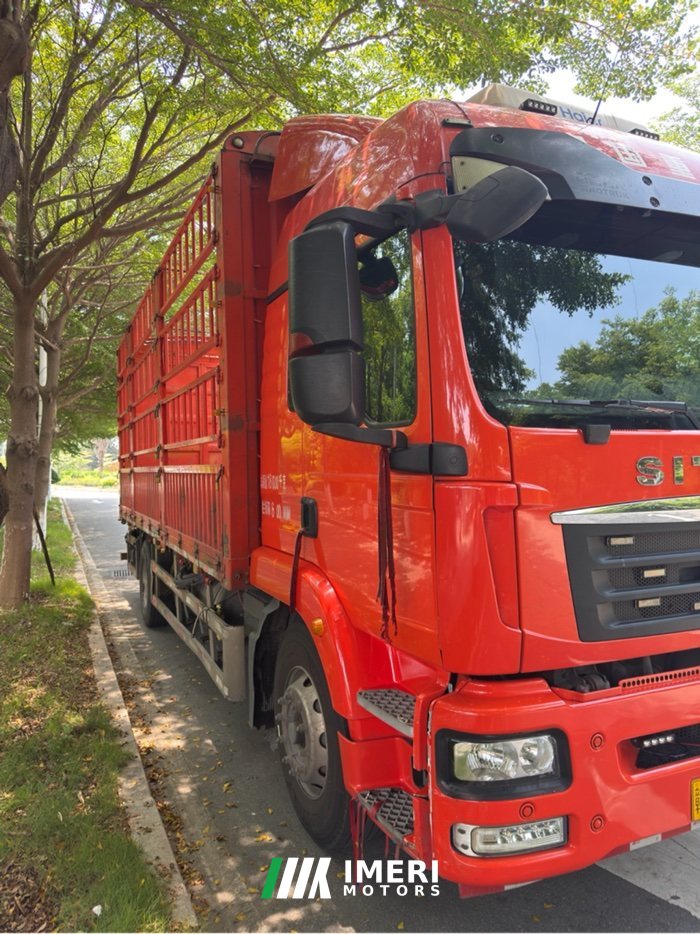 Sinotruk Sitrak G5 270 hp 4X2 6.75 m - грузовик из Китая