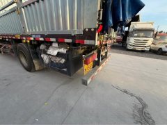 Sinotruk Sitrak G5S 330 hp 4X2 6.8 m - фото 9