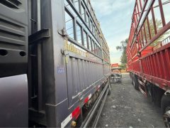 Sinotruk HOWO Max 330 hp 4X2 6.75 m - фото 6