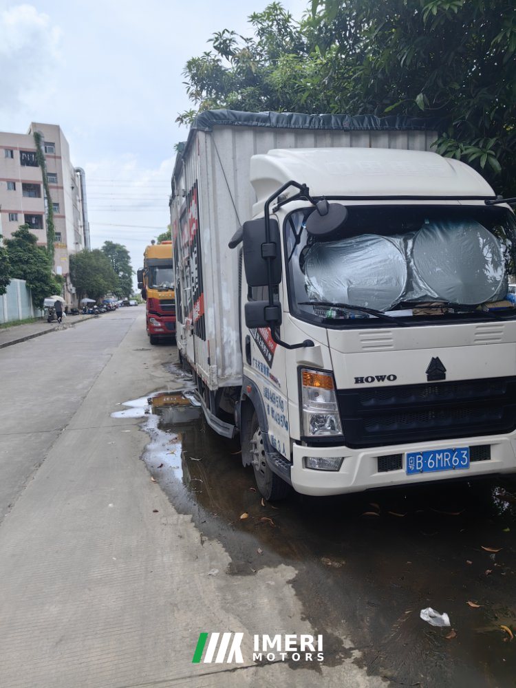 2021 Sinotruk HOWO MATE 240 hp 4X2 6.75 m