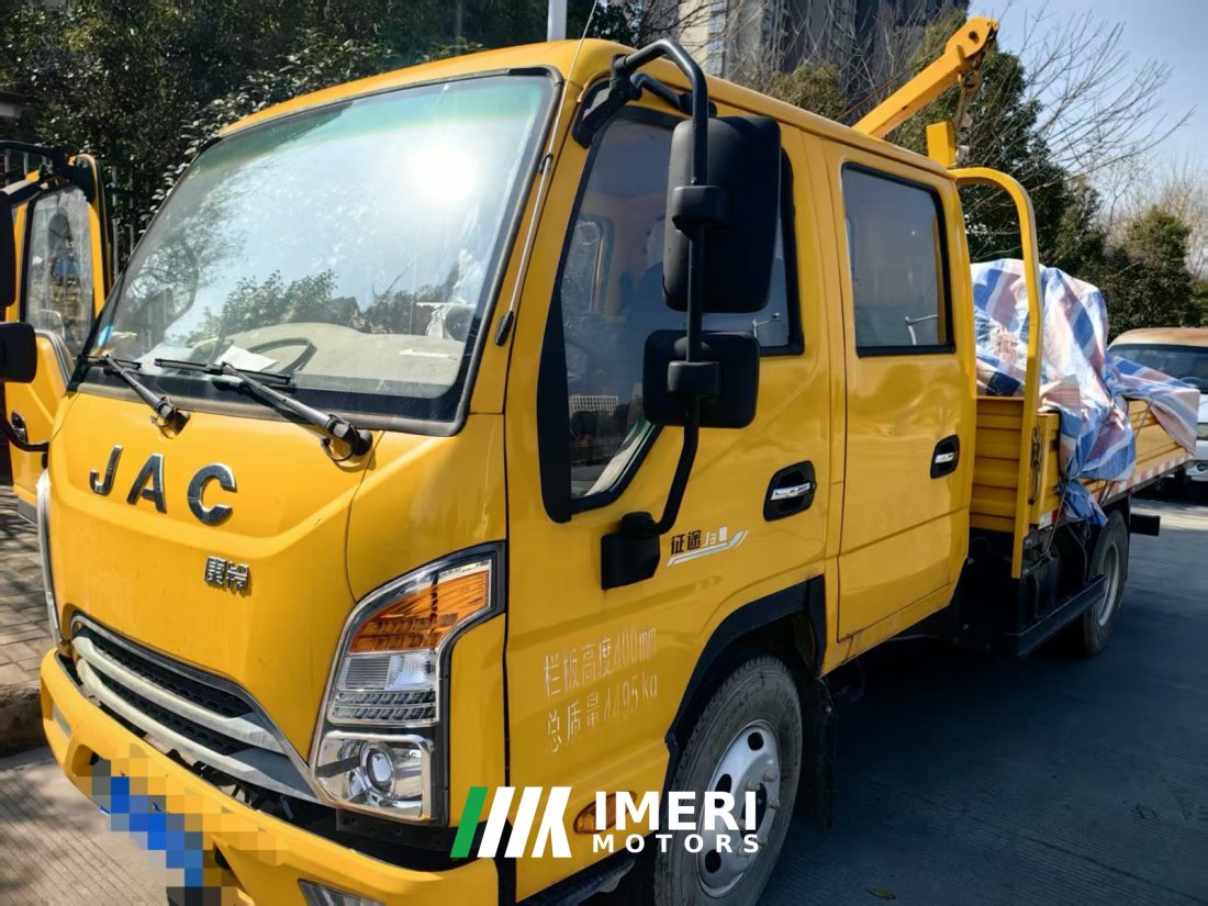 JAC J3 130 hp 4X2 3.2 m - грузовик из Китая