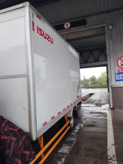 Jiangxi Isuzu EC 127 hp 4X2 4.2 m - фото 3