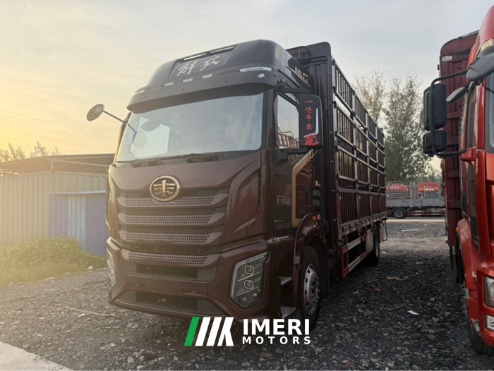 2025 FAW Jiefang J6G 360 hp 4X2 6.75 m