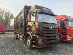 FAW Jiefang J6G 360 hp 4X2 6.75 m - фото 2