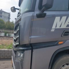 Sinotruk HOWO Max 460 hp 6X4 - фото 2