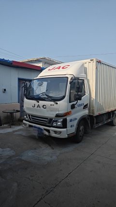 JAC Junling Jianghuai V5 116 hp 4X2 4.2 m - фото 1
