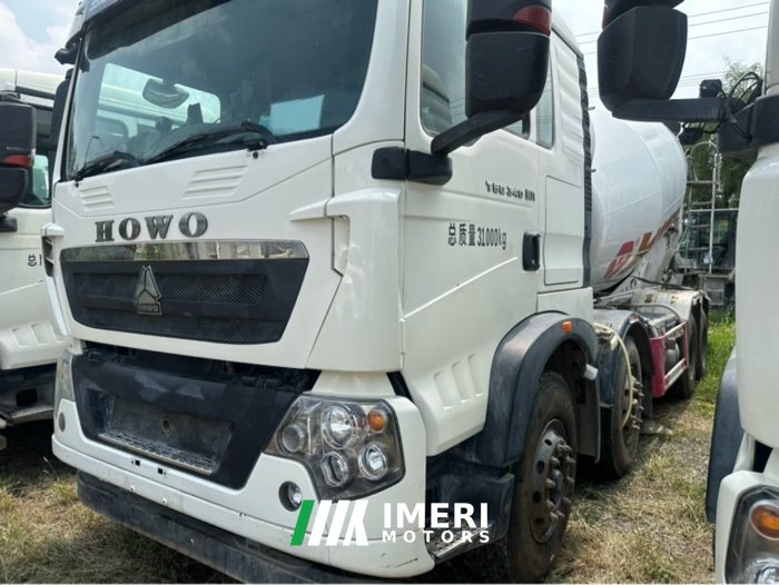 Sinotruk HOWO T5G 340 hp 8X4 - грузовик из Китая
