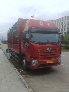FAW Jiefang JK6 300 hp 4X2 6.8 m - фото 3
