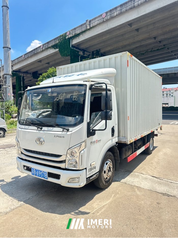 SAIC Yuejin X 115 hp 4X2 4.18 m - грузовик из Китая