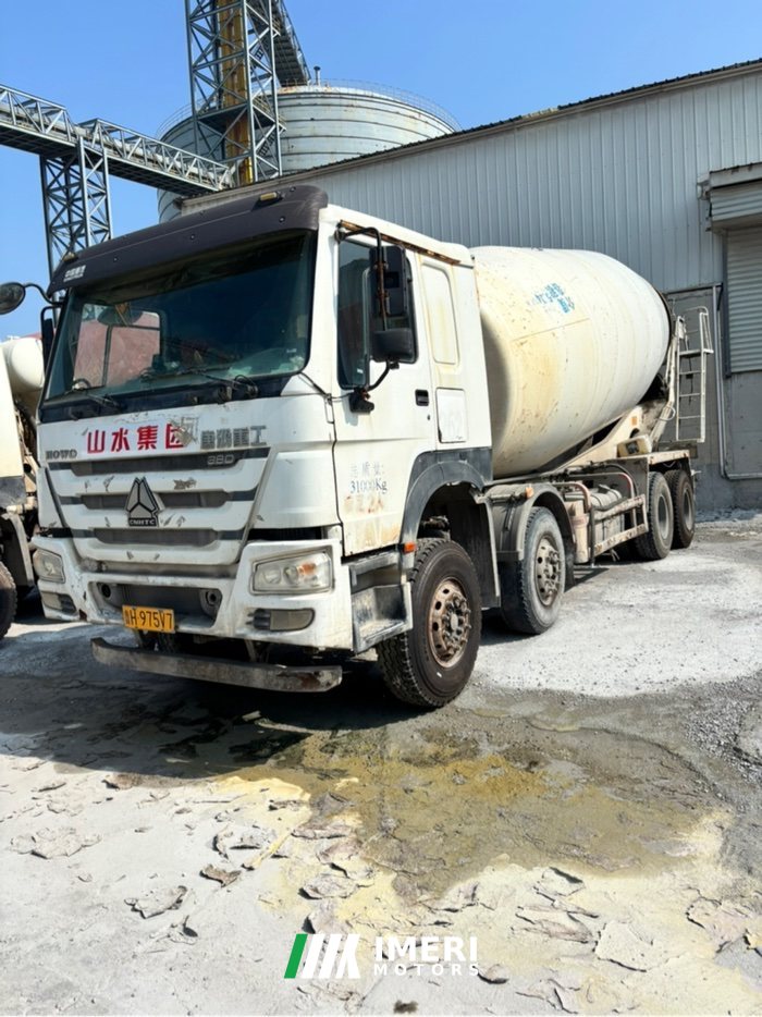 2019 Sinotruk HOWO HOWO-7 380 hp 8X4