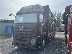 FAW Jiefang J6G 360 hp 4X2 6.75 m - фото 1