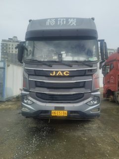 JAC Gallop Gelfa A5 490 hp 6X4 - фото 1