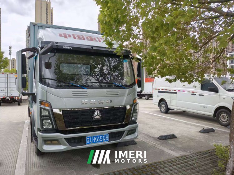 SINOTRUK HOWO Light Duty Truck Commander 140 hp 4X2 4.15 m - грузовик из Китая