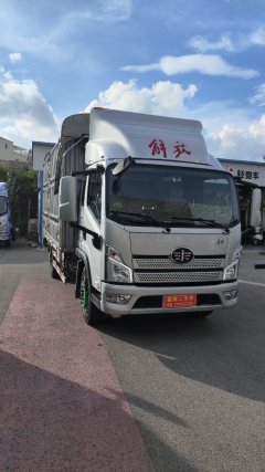 FAW Jiefang Lestar 180 hp 4X2 3.78 m - фото 2