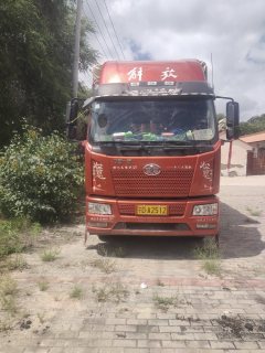 FAW Jiefang J6L 240 hp 4X2 - фото 2
