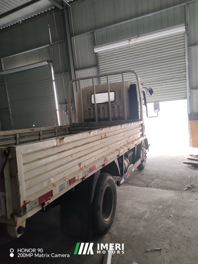 SINOTRUK HOWO Light Duty Truck Hanjiang 110 hp 4X2 3.65 m - грузовик из Китая