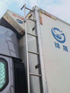 Sinotruk Hohan J7B 270 hp 4X2 68 m - фото 4