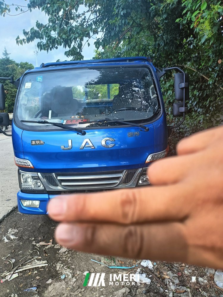 2021 JAC Junling Jianghuai V5 132 hp 4X2 4.18 m