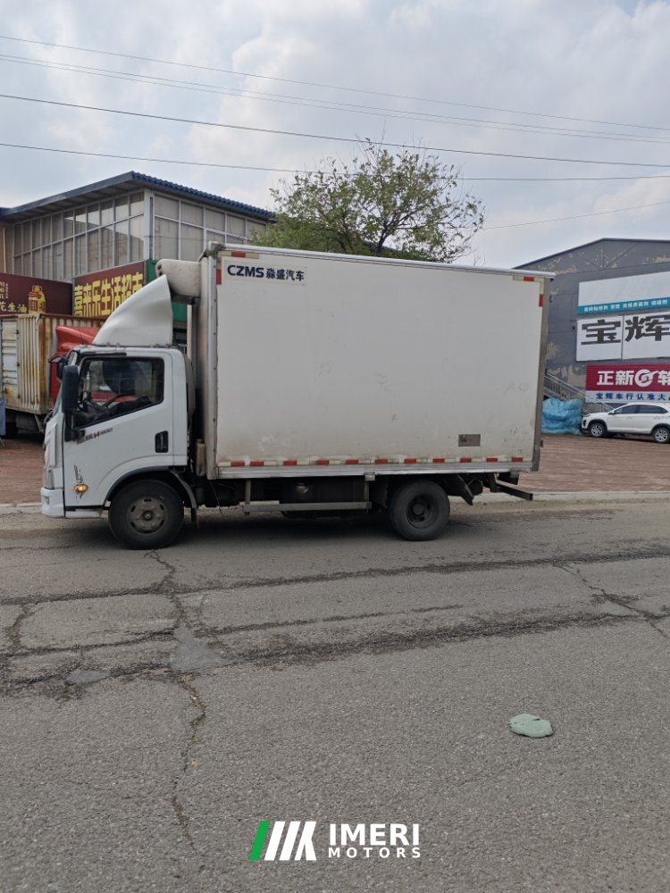 SAIC Yuejin H 160 hp - грузовик из Китая