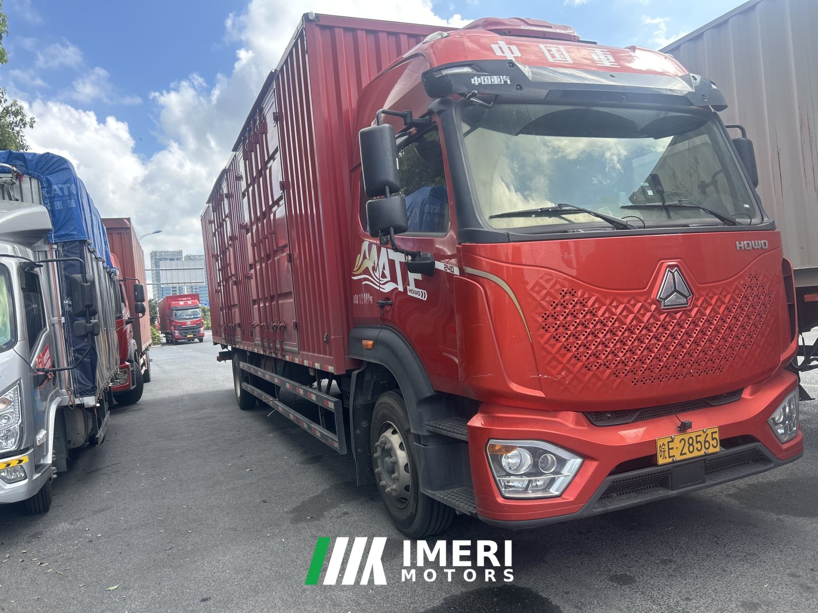 2025 Sinotruk HOWO MATE 240 hp 4X2 9.65 m