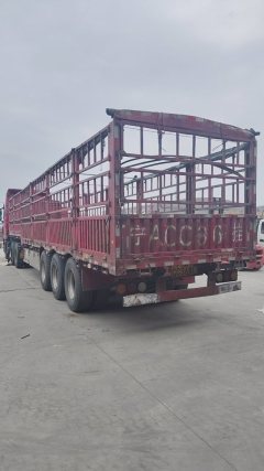 13 m x2.55 m 3 stake body semi-trailer - фото 4