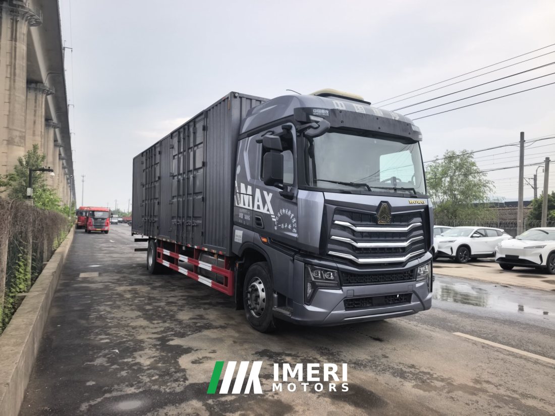 Sinotruk HOWO Max 290 hp 4X2 9.6 m - грузовик из Китая