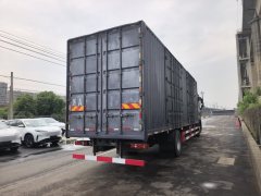 Sinotruk HOWO Max 290 hp 4X2 9.6 m - фото 2