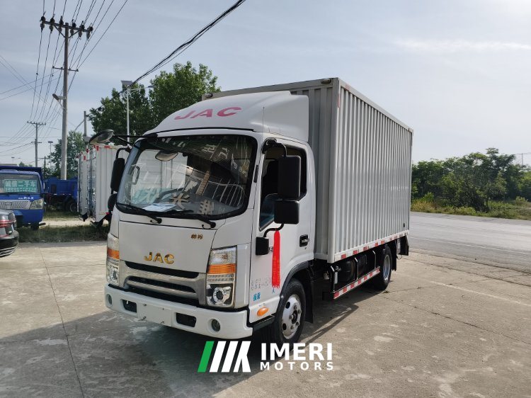 JAC Shuailing Q3 120 hp 4X2 4.2 m - грузовик из Китая