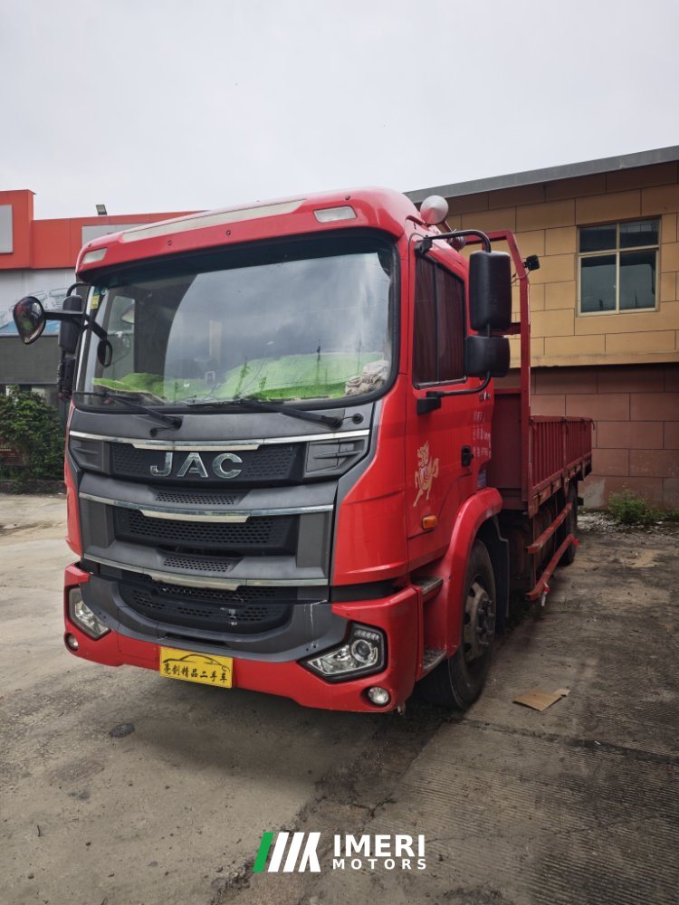 2021 JAC Gallop Gelfa A5 220 hp 4X2 6.2 m