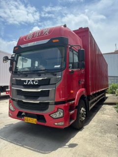 JAC Gallop Gelfa A5 220 hp 4X2 9.6 m - фото 3