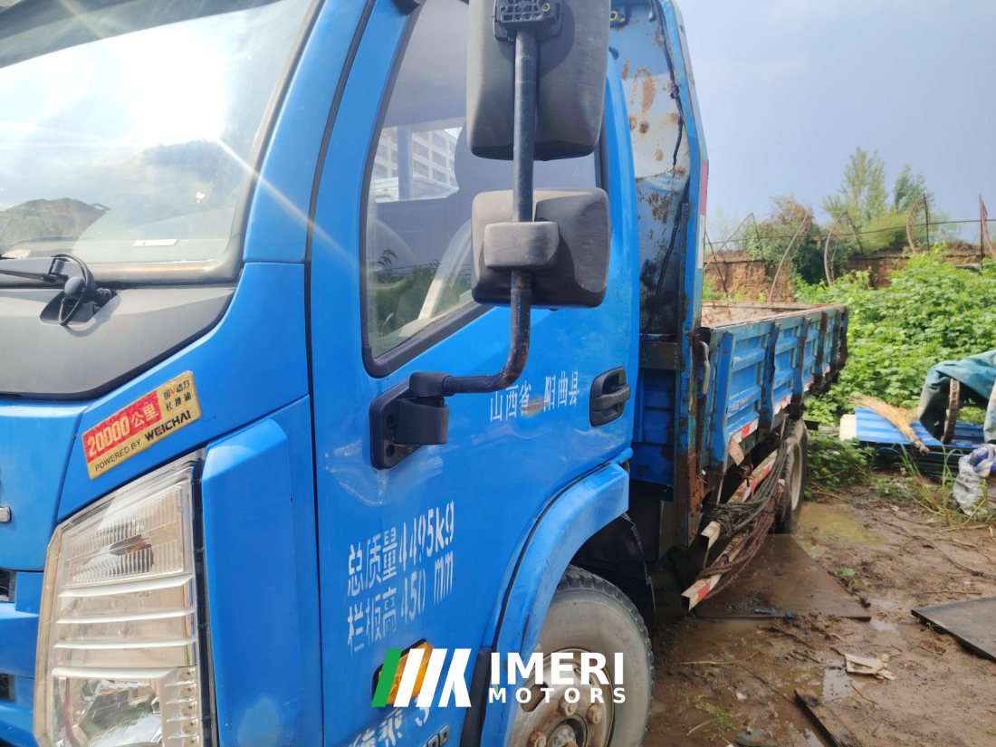 SAIC Yuejin X 143 hp 4X2 4.2 m - грузовик из Китая