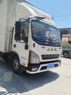 JAC 129 hp 4X2 3.82 m - фото 2