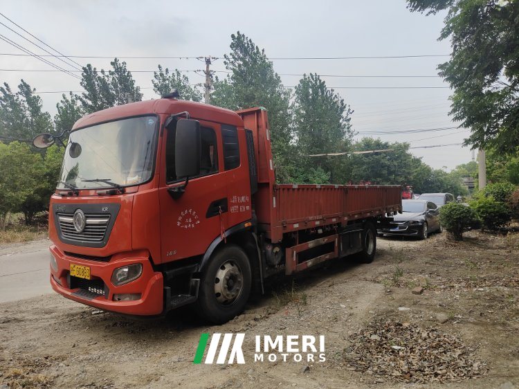 Dongfeng Tianjin KR 180 hp 4X2 6.8 m - грузовик из Китая