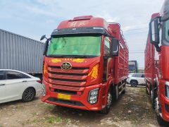 FAW Jiefang J6G 320 hp 4X2 6.75 m - фото 1