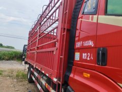 FAW Jiefang J6G 320 hp 4X2 6.75 m - фото 5