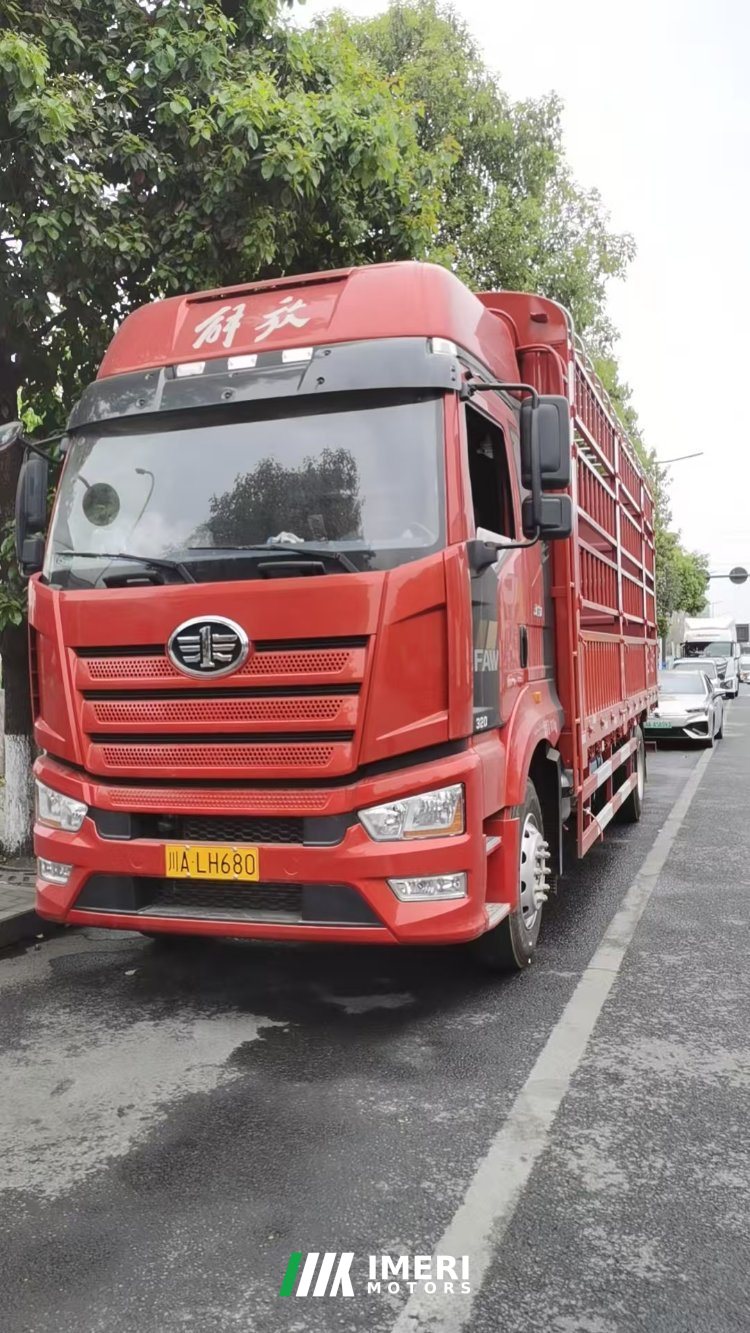 FAW Jiefang J6L 320 hp 4X2 6.8 m - грузовик из Китая